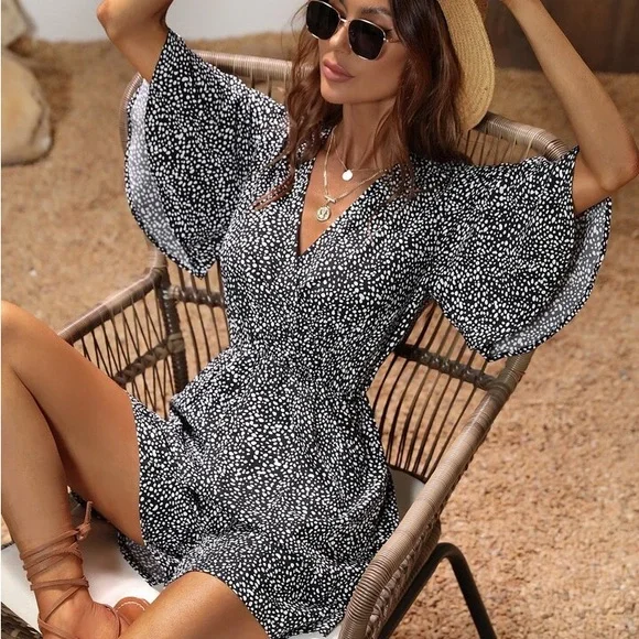 SHEIN Black and White Butterfly Sleeve Polka Dot Romper - Picture 5 of 11